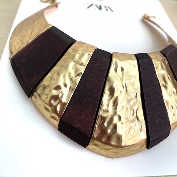 Zara Limited Edition Large Wood Necklace Wooden & Gold Tone Jewelry - Picture 3 of 7